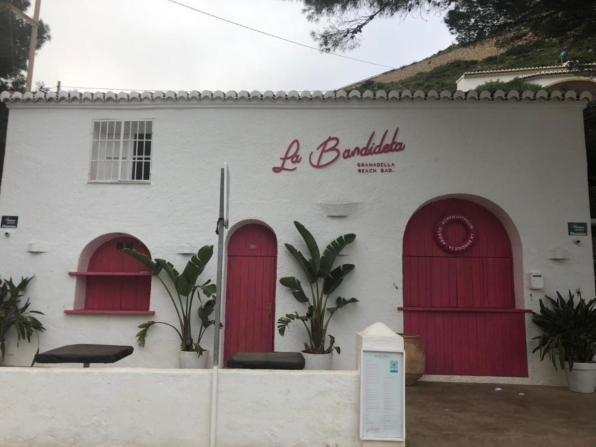 ACOGEDOR Y PRECIOSO ÁTICO EN JAVEA Primera línea playa Exterior foto